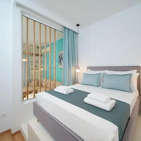Hibiscus Apartment *