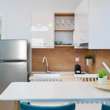 Hibiscus Apartment