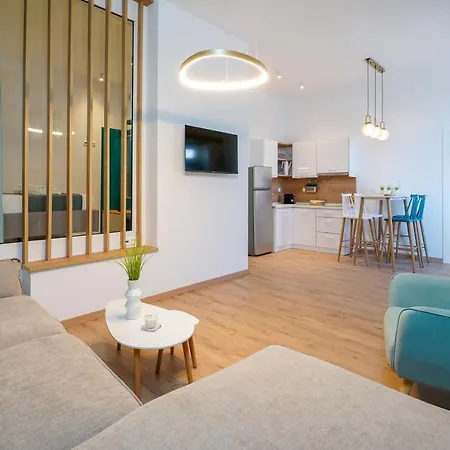 Hibiscus Apartment