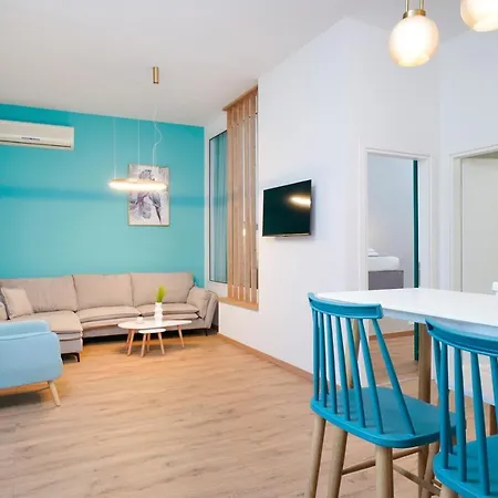 Hibiscus Apartment